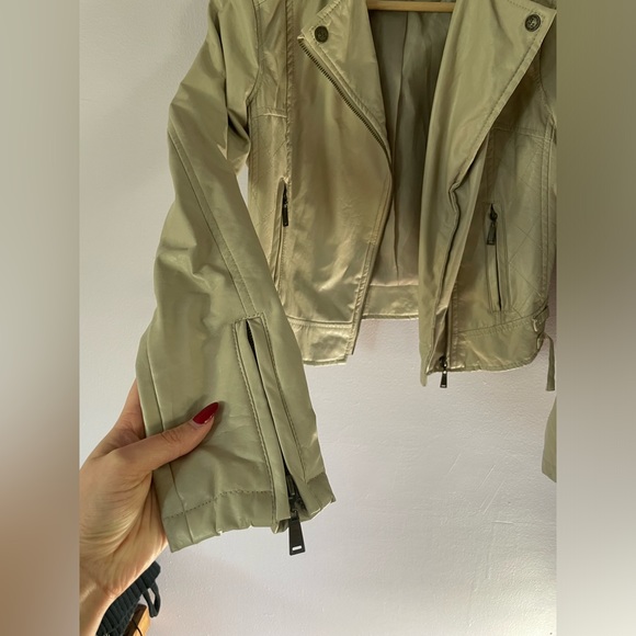 Leather Jacket - Picture 14 of 14